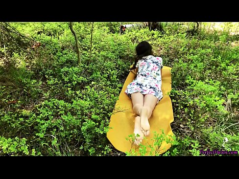 ❤️ Tinder တွင် သူစိမ်းတစ်ယောက်သည် ကျွန်ုပ်၏ Pussy နှင့် Fucks များကို တောထဲ၌ စိတ်အားထက်သန်စွာ အနိုင်ယူသည်။ ☑ Porno vk မှာ ငါတို့မှာ ❤